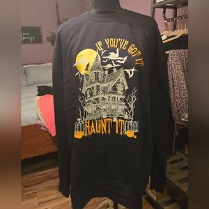 LivingFully Halloween 2025 Black Halloween Graphic Sweatshirt